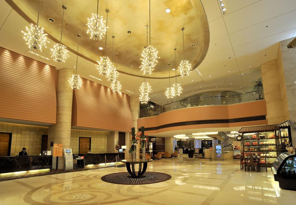 Howard Johnson Caida Plaza Xangai Exterior foto