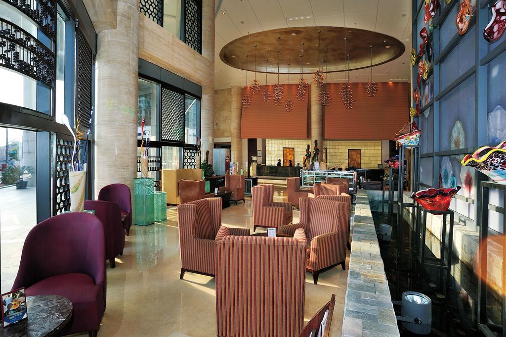 Howard Johnson Caida Plaza Xangai Exterior foto