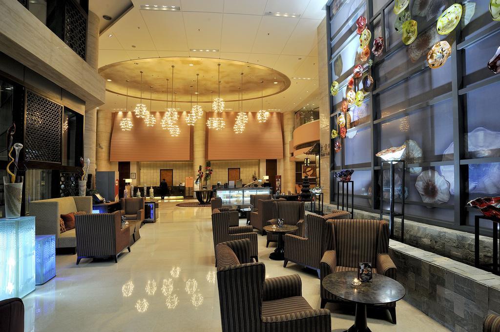 Howard Johnson Caida Plaza Xangai Exterior foto